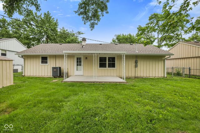 1317 Bramble Way, Anderson, IN 46011