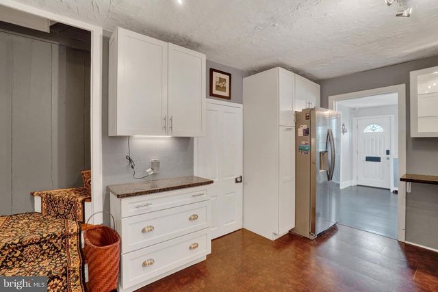 136 S MAIN ST, Shrewsbury, PA 17361