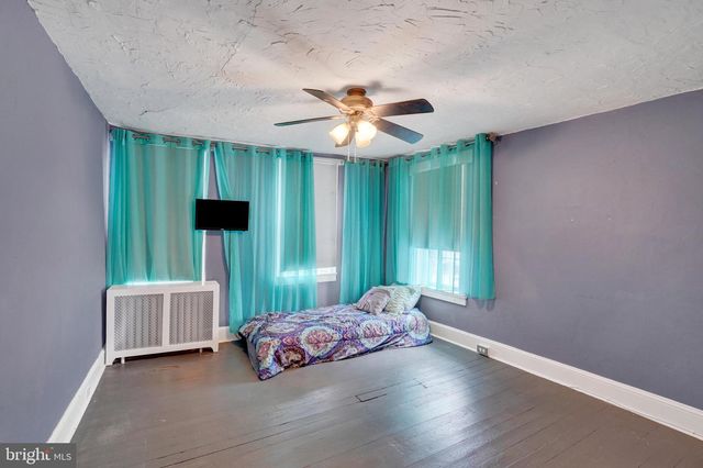 136 S MAIN ST, Shrewsbury, PA 17361
