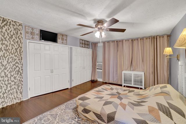 136 S MAIN ST, Shrewsbury, PA 17361