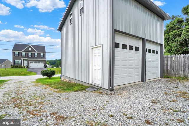 136 S MAIN ST, Shrewsbury, PA 17361
