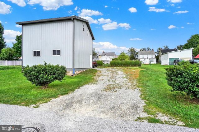 136 S MAIN ST, Shrewsbury, PA 17361