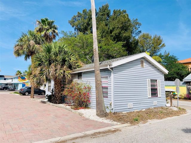 19142 WHISPERING PINES DRIVE, Indian Shores, FL 33785