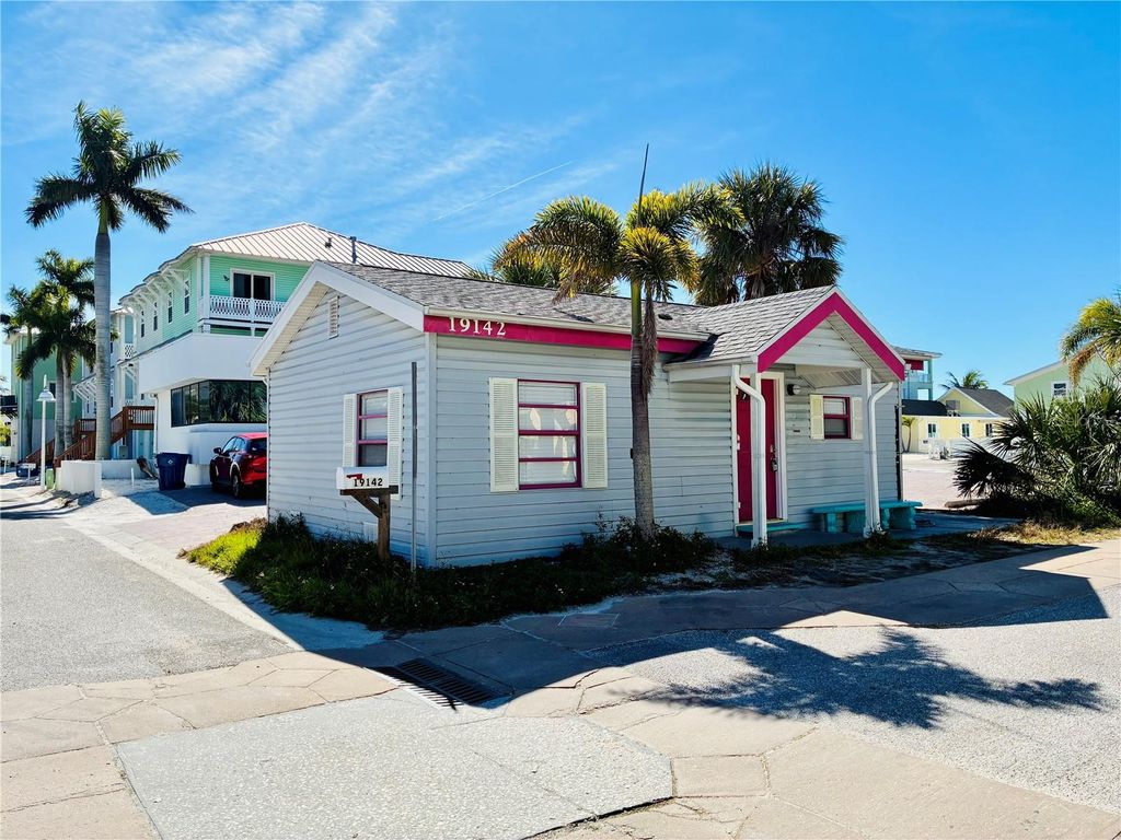 19142 WHISPERING PINES DRIVE, Indian Shores, FL 33785