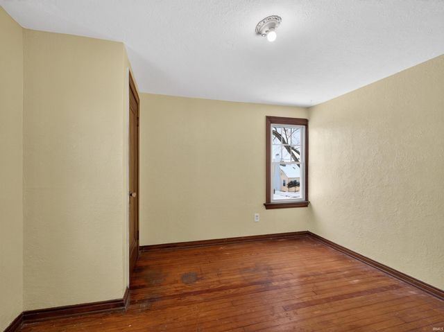 1701 Fairhill Road, Fort Wayne, IN 46808