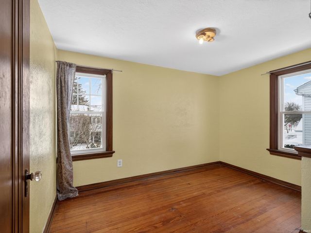 1701 Fairhill Road, Fort Wayne, IN 46808