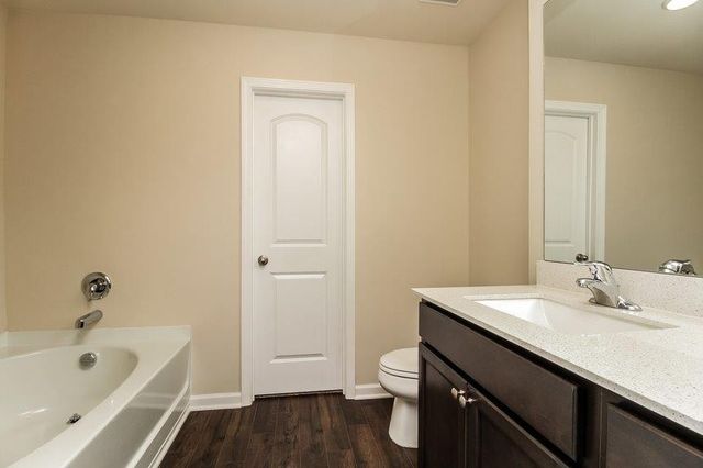 132 Westcott St, La Vergne, TN 37086