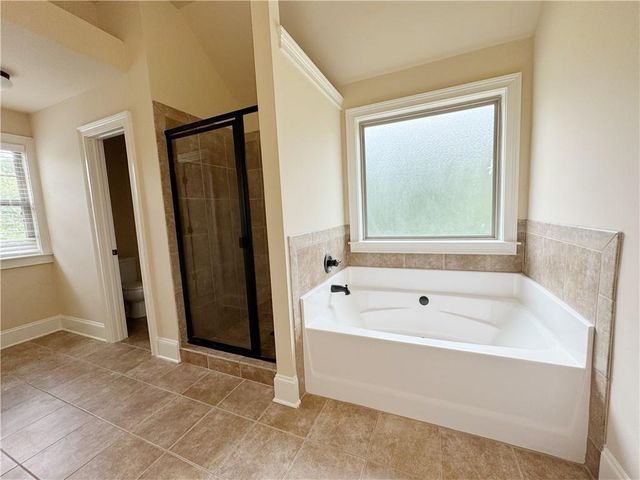 4440 Elvie Way, Hoschton, GA 30548