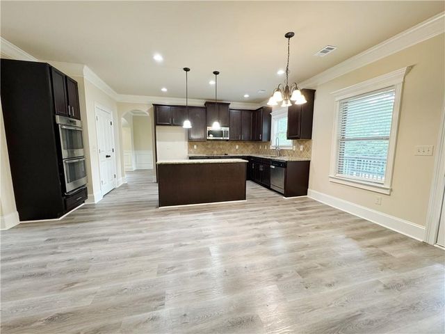 4440 Elvie Way, Hoschton, GA 30548
