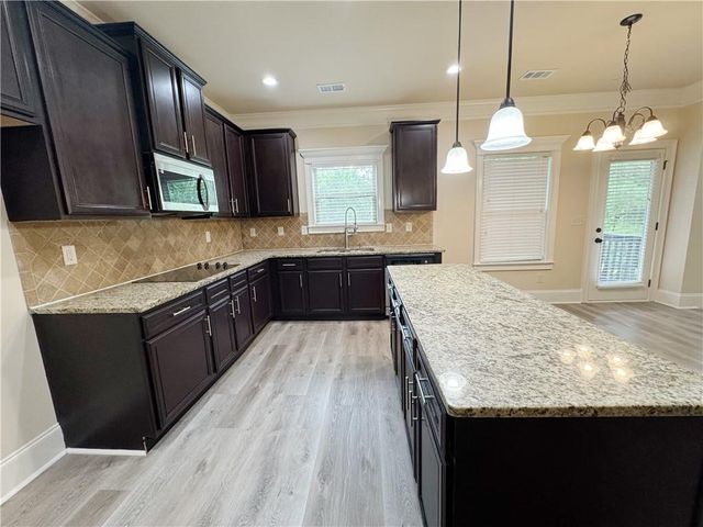 4440 Elvie Way, Hoschton, GA 30548