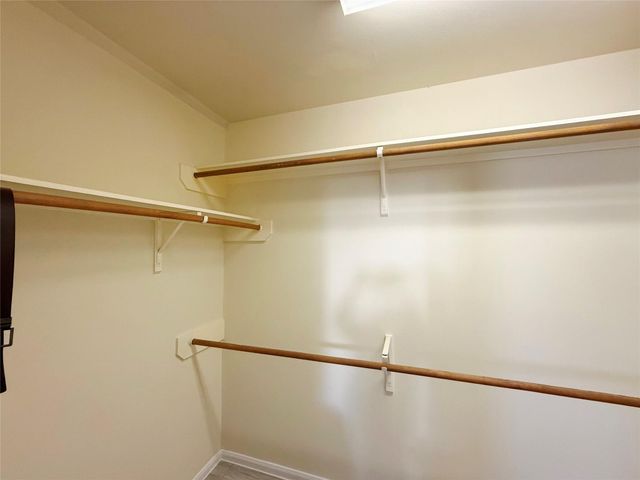 9106 S Ferndale Place Drive, Houston, TX 77064