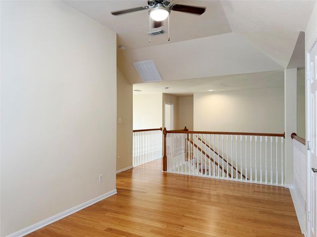 9106 S Ferndale Place Drive, Houston, TX 77064