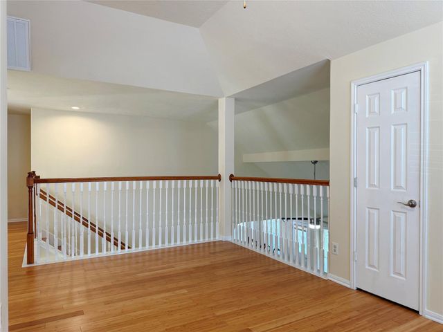 9106 S Ferndale Place Drive, Houston, TX 77064