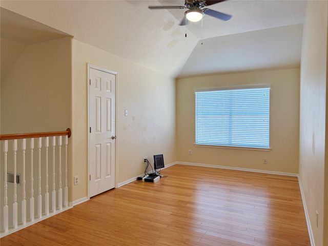 9106 S Ferndale Place Drive, Houston, TX 77064