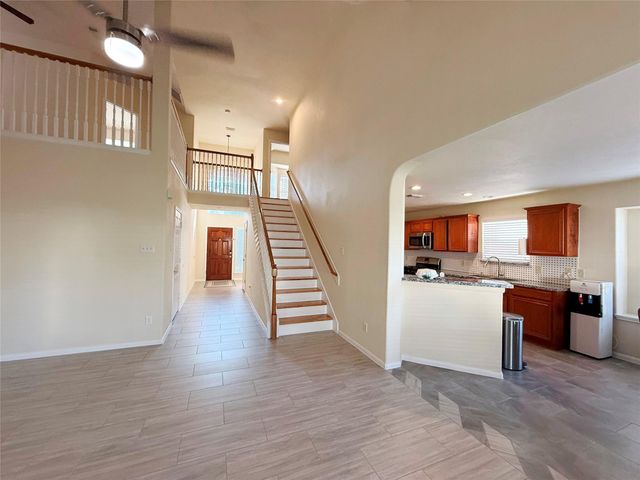 9106 S Ferndale Place Drive, Houston, TX 77064