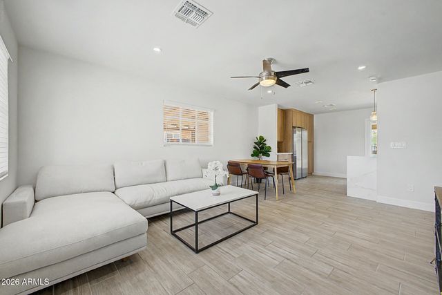 3636 N 21ST Avenue, Phoenix, AZ 85015