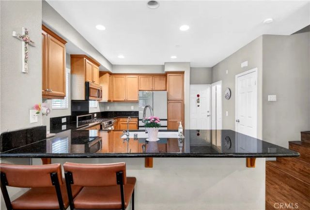 87 Bixby Circle, Buena Park, CA 90621