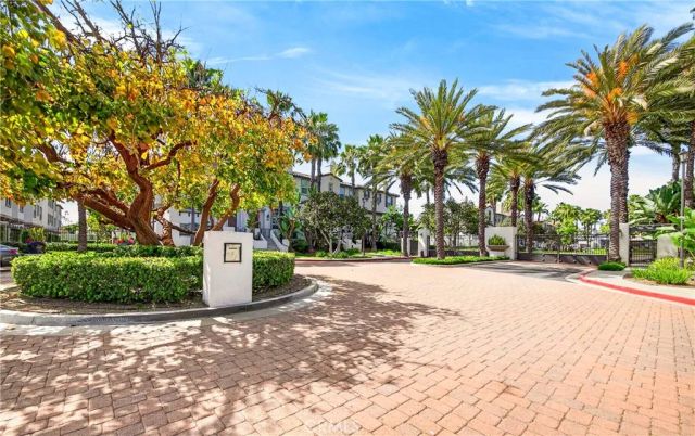 87 Bixby Circle, Buena Park, CA 90621