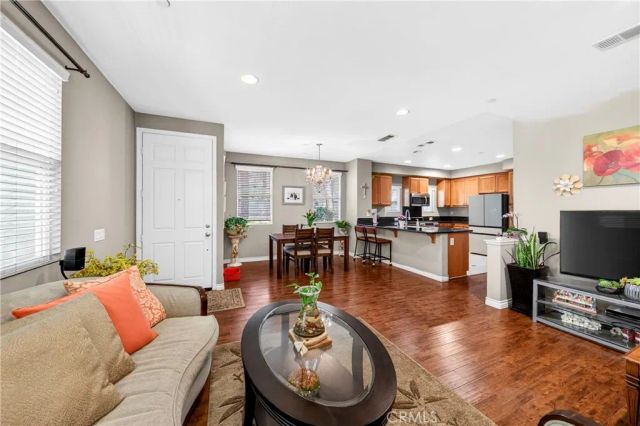 87 Bixby Circle, Buena Park, CA 90621