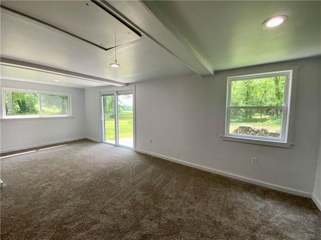 134 Beaver Creek Rd., Darlngtn Twp, PA 16141