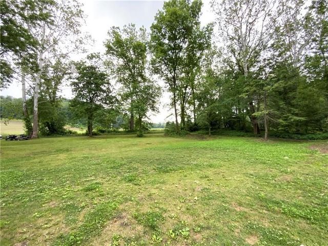 134 Beaver Creek Rd., Darlngtn Twp, PA 16141