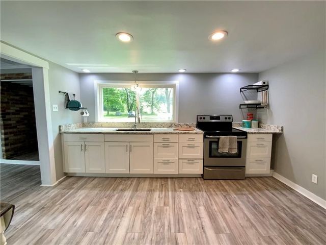 134 Beaver Creek Rd., Darlngtn Twp, PA 16141