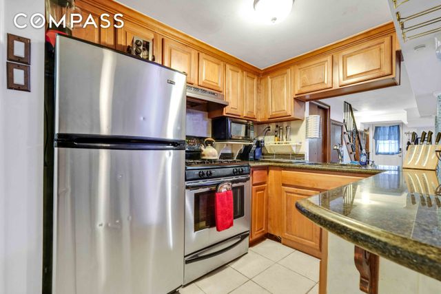 352 New York Avenue, New York City, NY 11213