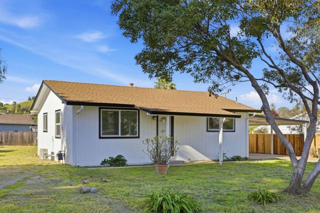 3110 Airline Highway, Hollister, CA 95023