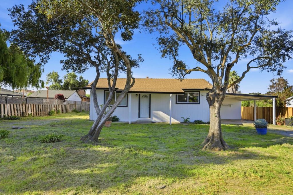 3110 Airline Highway, Hollister, CA 95023