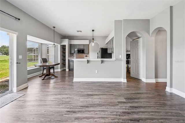 18176 SANDY POINTE DRIVE, Tampa, FL 33647