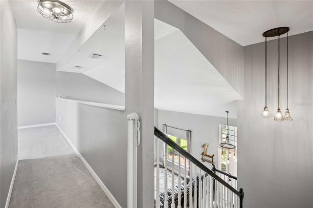 18176 SANDY POINTE DRIVE, Tampa, FL 33647