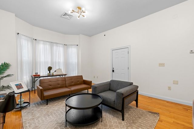 50 Dudley St 1, Boston, MA 02119