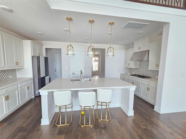 4915 Bruco LN, Round Rock, TX 78665