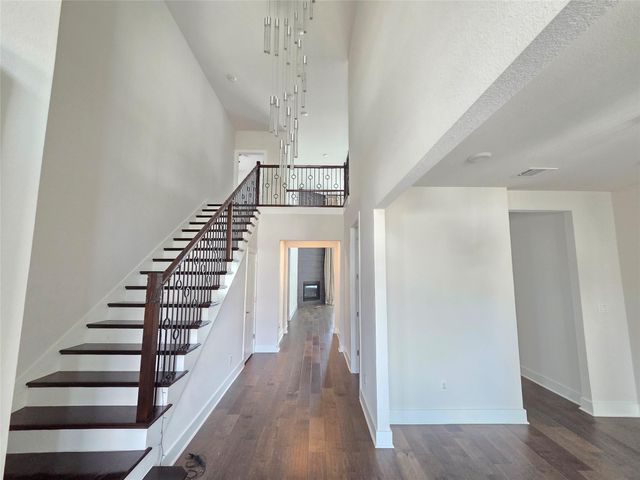 4915 Bruco LN, Round Rock, TX 78665
