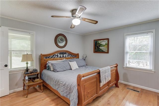 207 Boogers Hill Road, Oxford, GA 30054