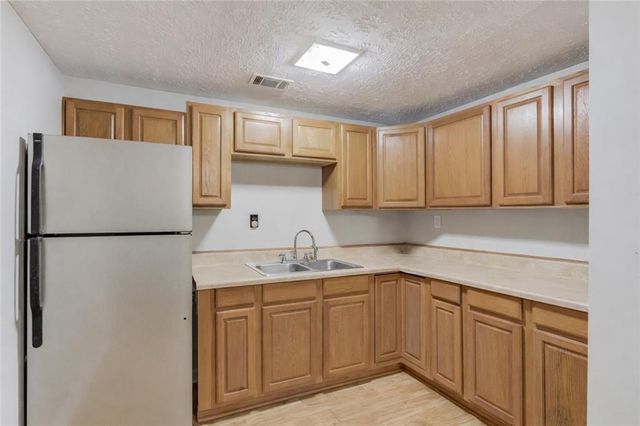 207 Boogers Hill Road, Oxford, GA 30054