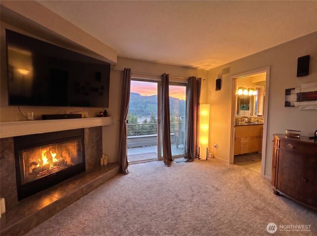 18064 Mariposa Lane, Mount Vernon, WA 98274