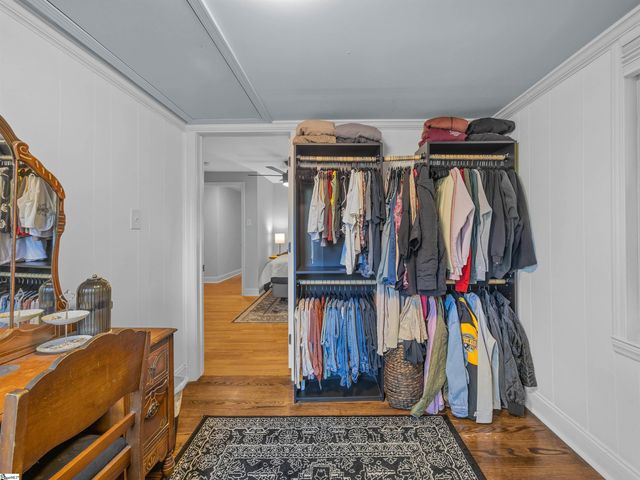 2228 Cross Anchor Road, Woodruff, SC 29388