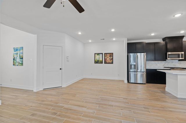 10031 Crescendo Way, Iowa Colony, TX 77583