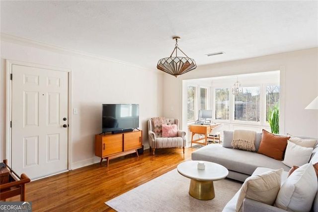 115 Peachtree Memorial C3 Drive C3, Atlanta, GA 30309