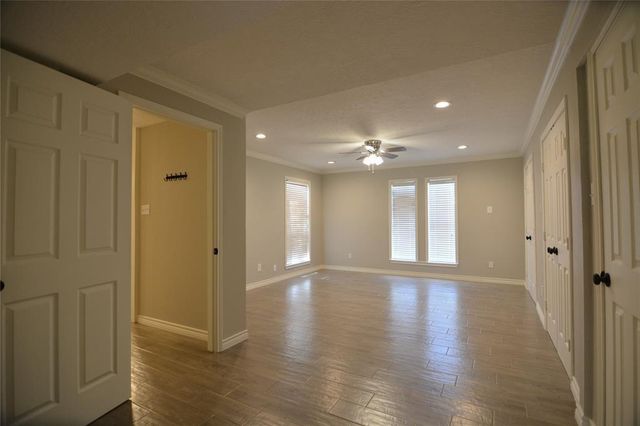 19118 Challe Circle W, Spring, TX 77373