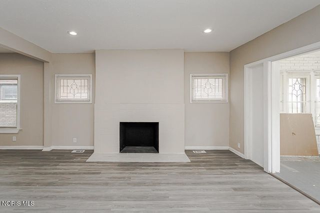 2337 Parkwood Avenue, Toledo, OH 43620