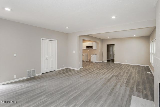 2337 Parkwood Avenue, Toledo, OH 43620