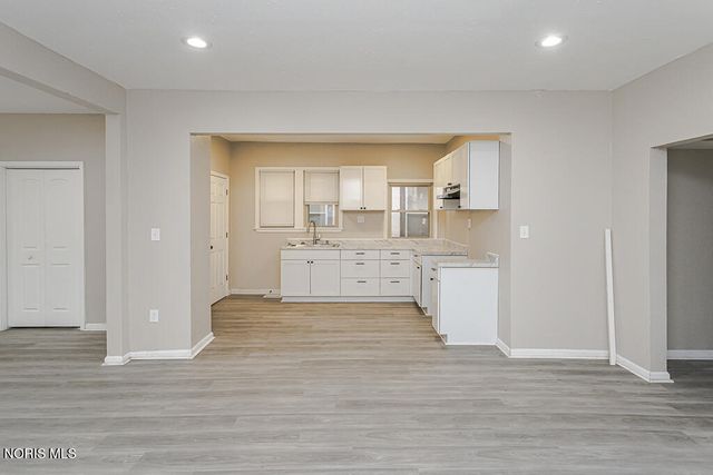 2337 Parkwood Avenue, Toledo, OH 43620