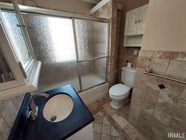 1514 Dewey Street, Jasper, IN 47546