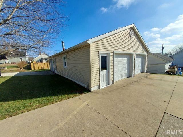 1514 Dewey Street, Jasper, IN 47546