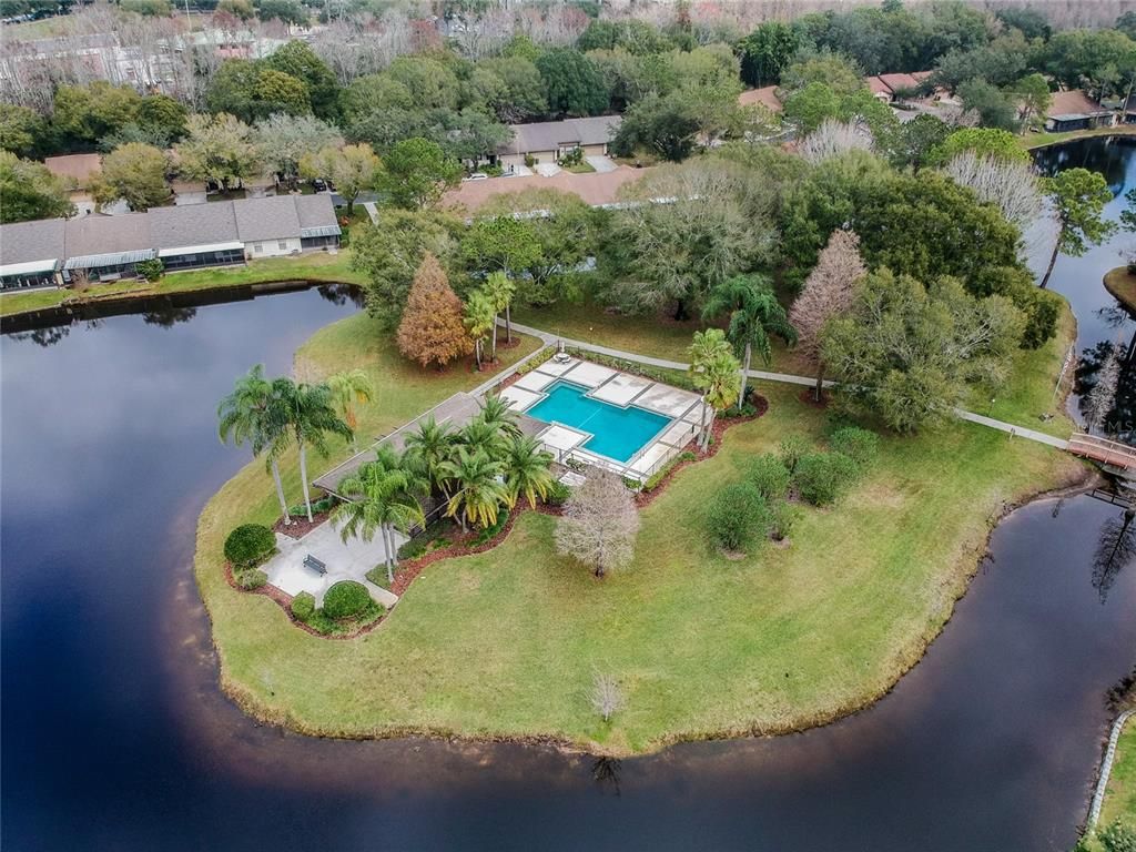 Image 37 of property listing at 3923 SHORESIDE CIRCLE, Tampa, FL 33624