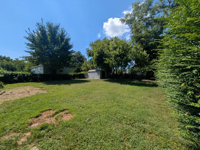 3705 Hewlett Dr, Nashville, TN 37211
