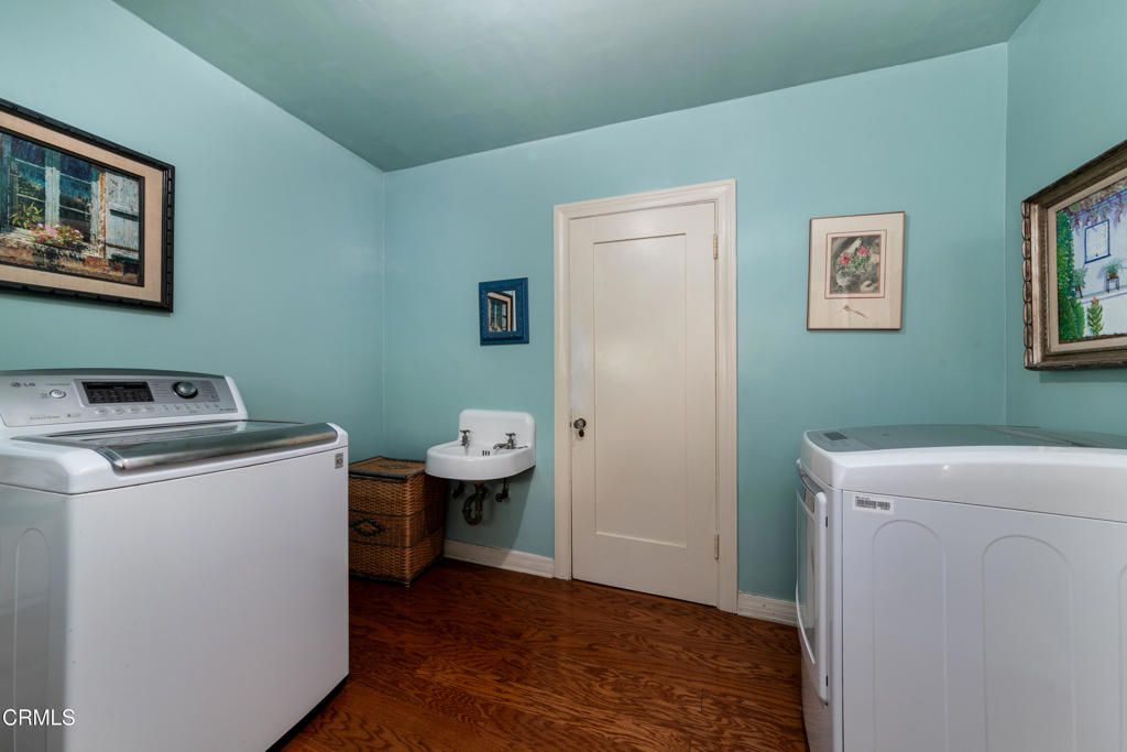 Image 18 of property listing at 2270 E Orange Grove Boulevard, Pasadena, CA 91104