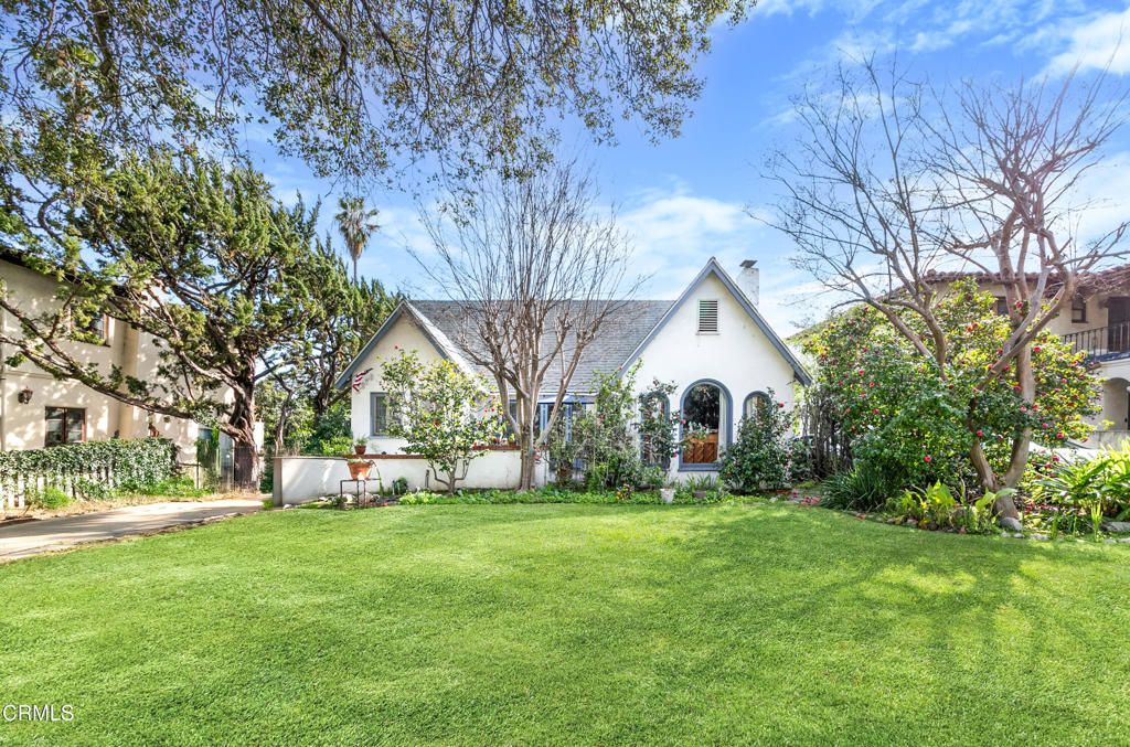 Image 2 of property listing at 2270 E Orange Grove Boulevard, Pasadena, CA 91104